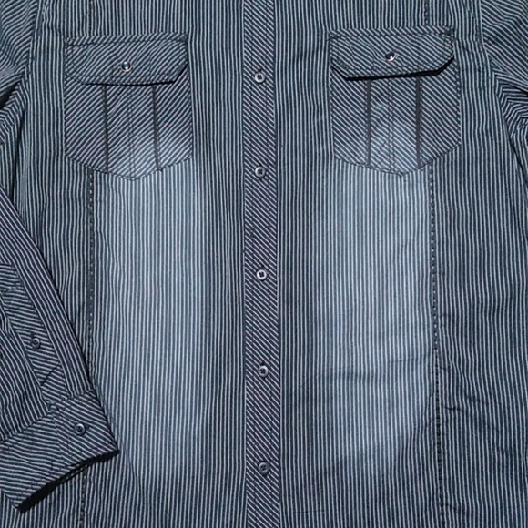 Chalc Men's Long Sleeve button up shirt with roll and button sleeve size XL NWT - Picture 8 of 12